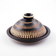 Load image into Gallery viewer, Fukkura-san (Tagine-style Donabe)